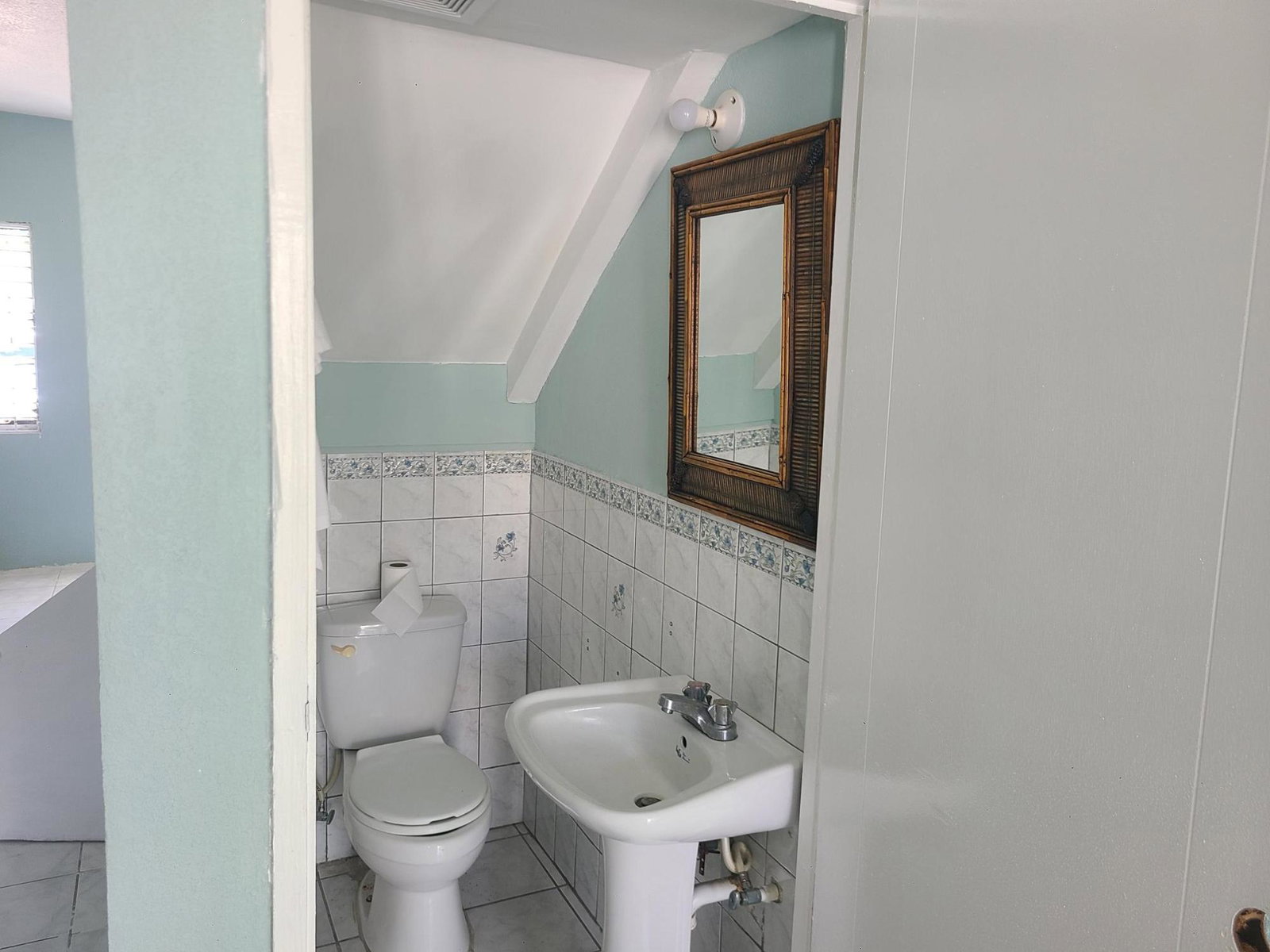 Eleventh image of 3-8 Annette Crescent in Kingston 10, St. Andrew, Jamaica - property is For Rent