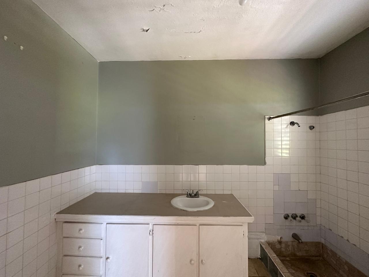 Charming-2-Bedroom-Townhouse-for-Sale-in-Birdcage-Ocho-Rios Sixteenth image of 9 Birdcage Walk in Shaw Park, St. Ann, Jamaica - property is For Sale