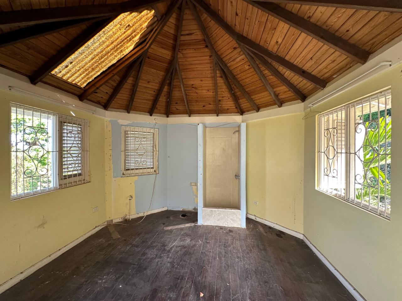 Charming-2-Bedroom-Townhouse-for-Sale-in-Birdcage-Ocho-Rios Twenty-Fifth image of 9 Birdcage Walk in Shaw Park, St. Ann, Jamaica - property is For Sale