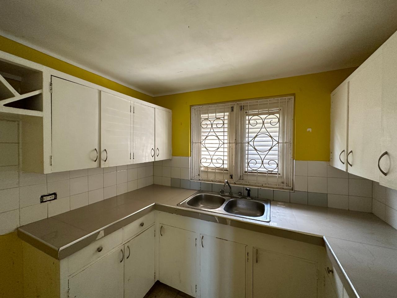 Charming-2-Bedroom-Townhouse-for-Sale-in-Birdcage-Ocho-Rios Twenty-Eighth image of 9 Birdcage Walk in Shaw Park, St. Ann, Jamaica - property is For Sale