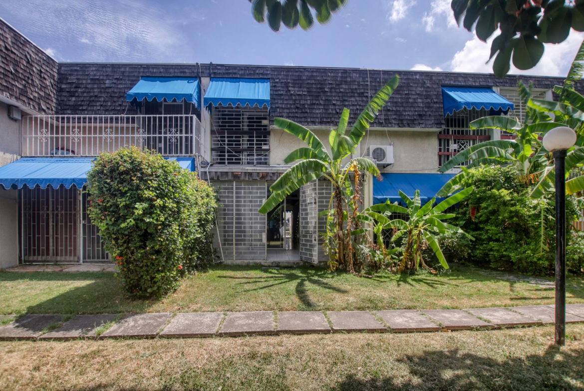 Second image of 8 Worthington Place in NEW KINGSTON, St. Andrew, Jamaica - property is For Sale