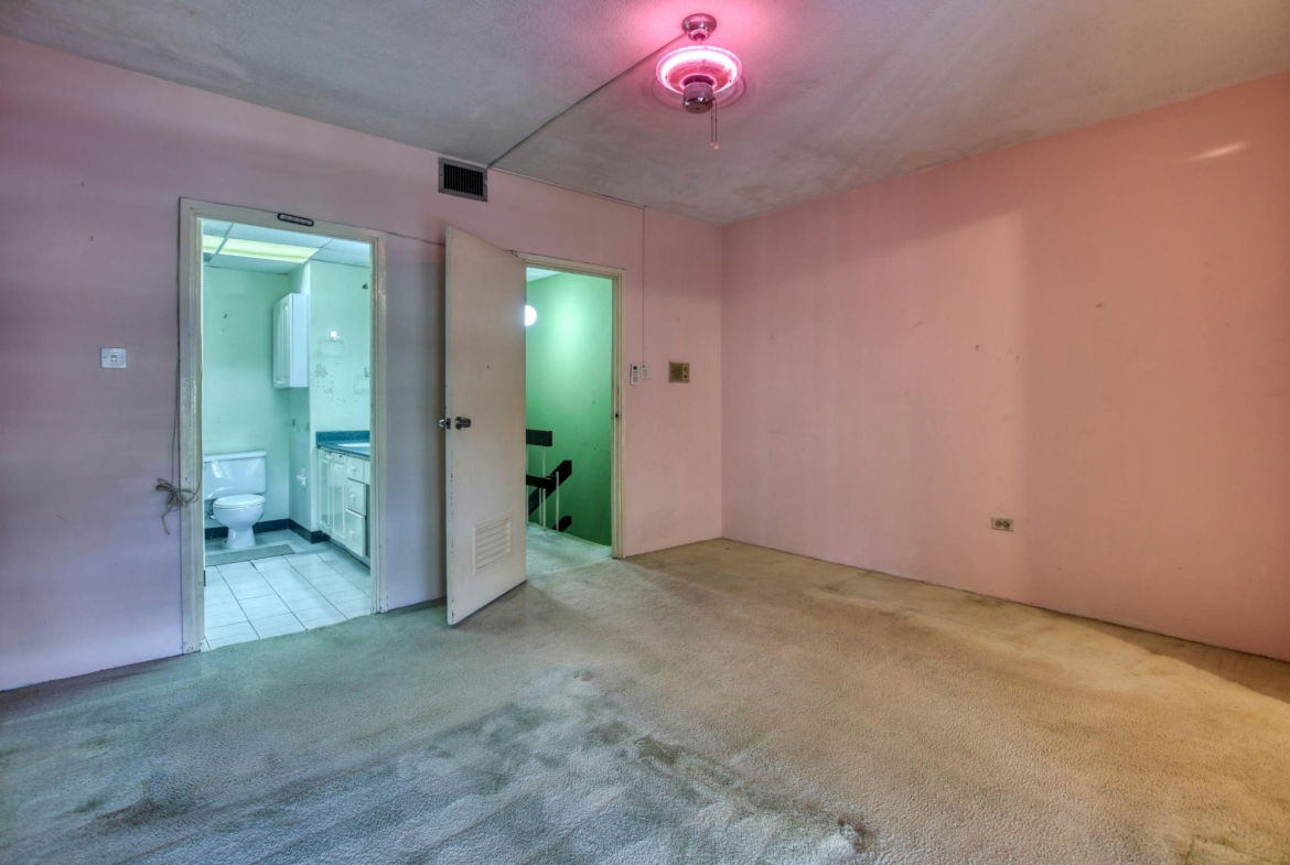 Twelfth image of 8 Worthington Place in NEW KINGSTON, St. Andrew, Jamaica - property is For Sale