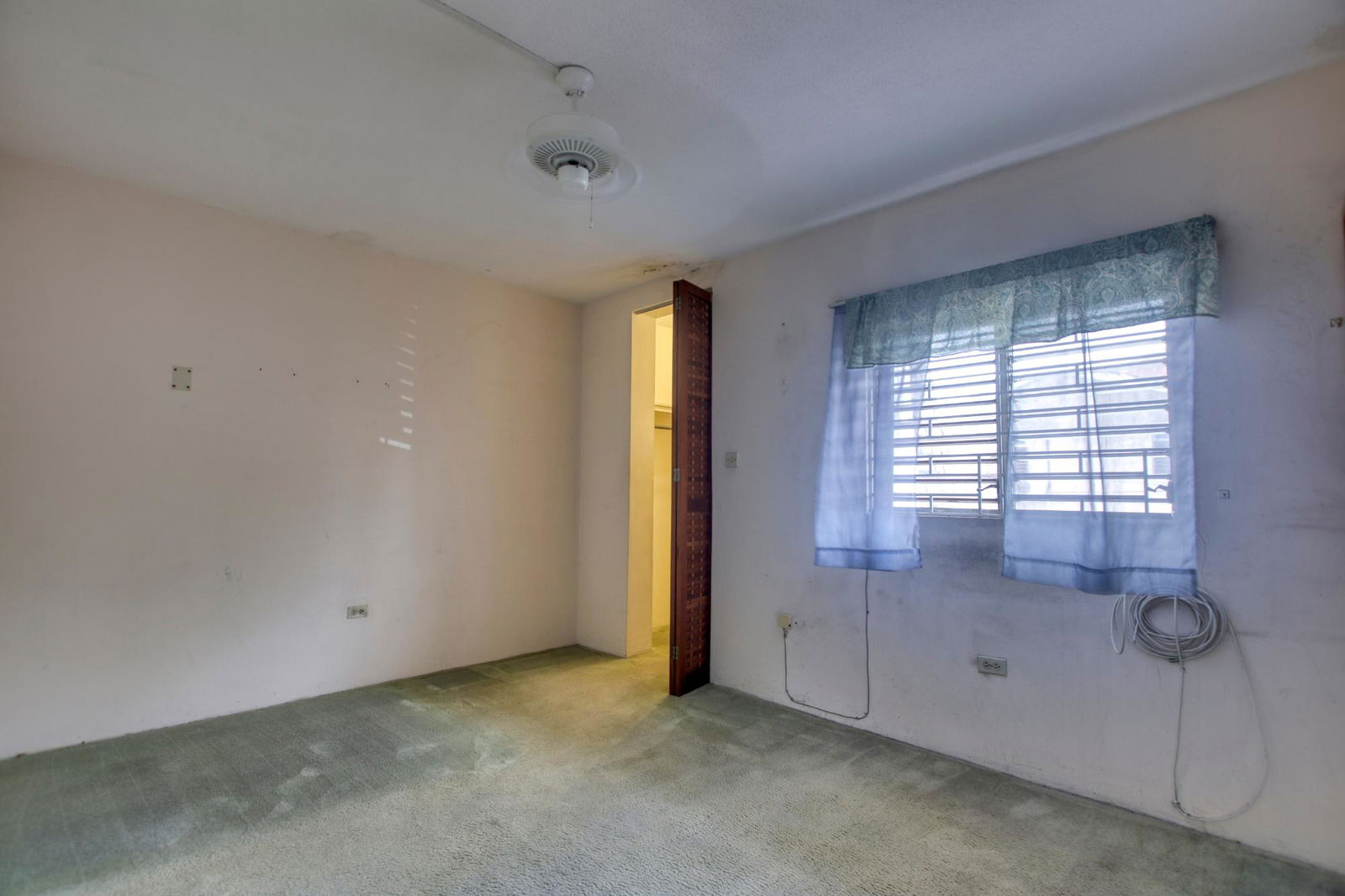 Fourteenth image of 8 Worthington Place in NEW KINGSTON, St. Andrew, Jamaica - property is For Sale