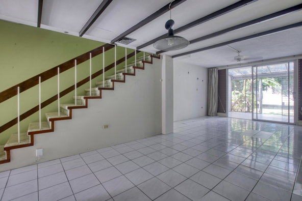 Sixth image of 8 Worthington Place in NEW KINGSTON, St. Andrew, Jamaica - property is For Sale