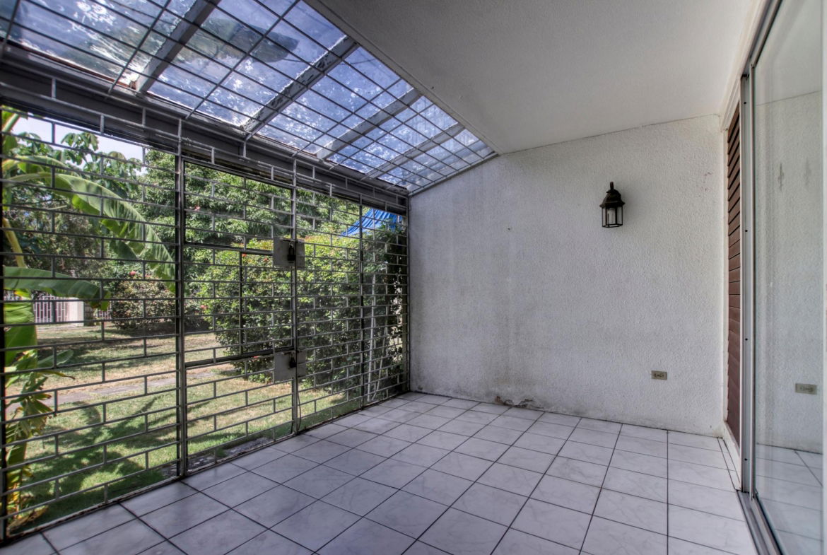 Tenth image of 8 Worthington Place in NEW KINGSTON, St. Andrew, Jamaica - property is For Sale