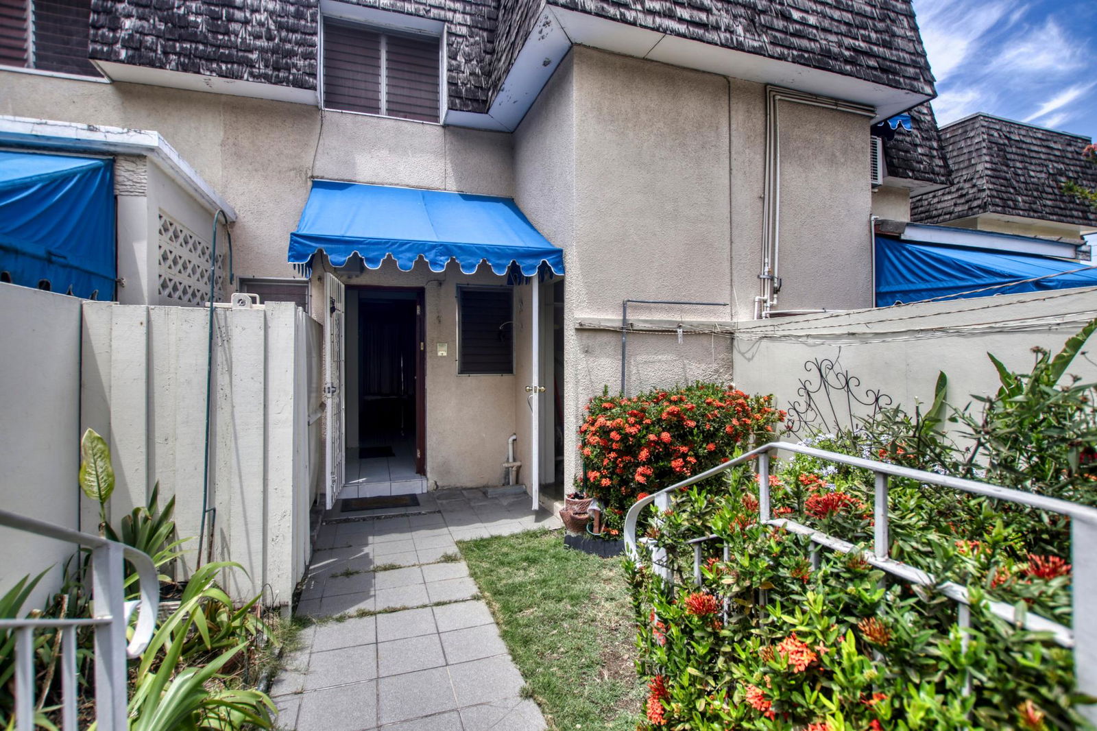 First image of 8 Worthington Place in NEW KINGSTON, St. Andrew, Jamaica - property is For Sale