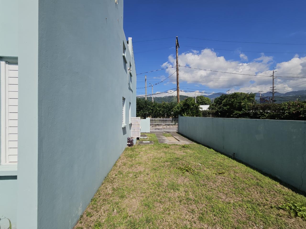 Fourth image of Bougainvilla Avenue Mona in Kingston 6, St. Andrew, Jamaica - property is For Sale