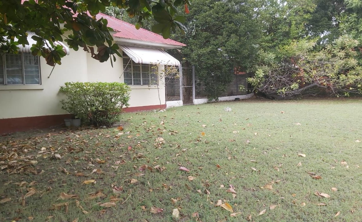 Eleventh image of 23 1/2 Cassia Park in Kingston 10, St. Andrew, Jamaica - property is For Sale