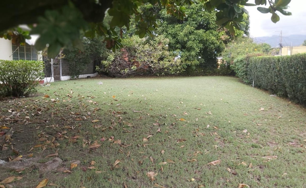 Twelfth image of 23 1/2 Cassia Park in Kingston 10, St. Andrew, Jamaica - property is For Sale