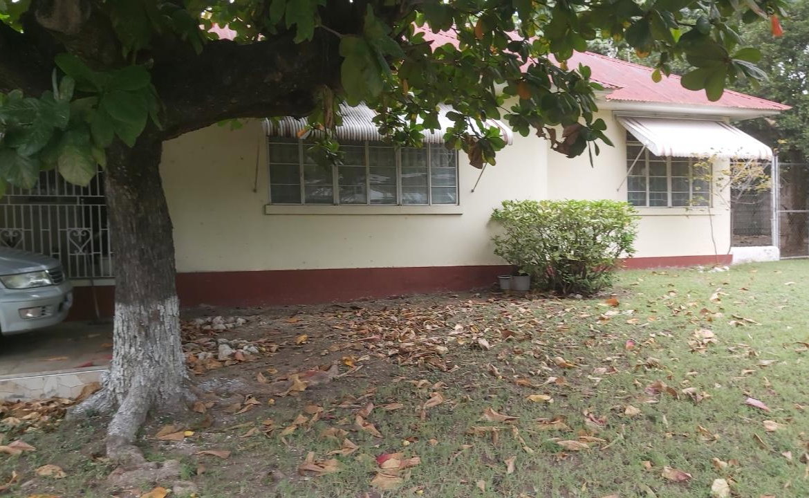 Sixteenth image of 23 1/2 Cassia Park in Kingston 10, St. Andrew, Jamaica - property is For Sale