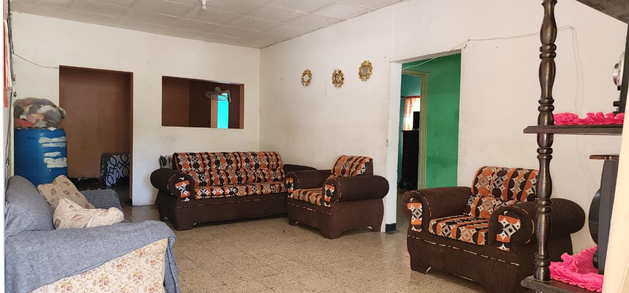 Charming-2-Family-Home-for-Sale-in-St.-Andrew-Jamaica Ninth image of 35 Moreton Park Avenue in Kingston 10, St. Andrew, Jamaica - property is For Sale