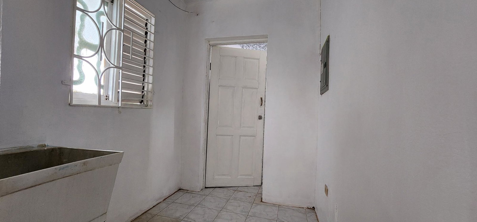 Eleventh image of 365 East 24th Way, East Kensi in Greater Portmore, St. Catherine, Jamaica - property is For Sale