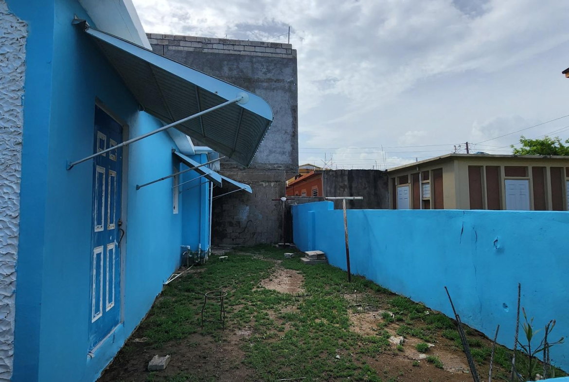 Fourth image of 365 East 24th Way, East Kensi in Greater Portmore, St. Catherine, Jamaica - property is For Sale