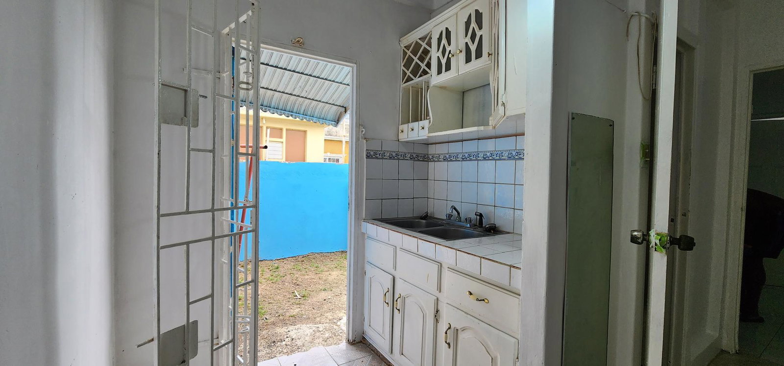 Eighth image of 365 East 24th Way, East Kensi in Greater Portmore, St. Catherine, Jamaica - property is For Sale