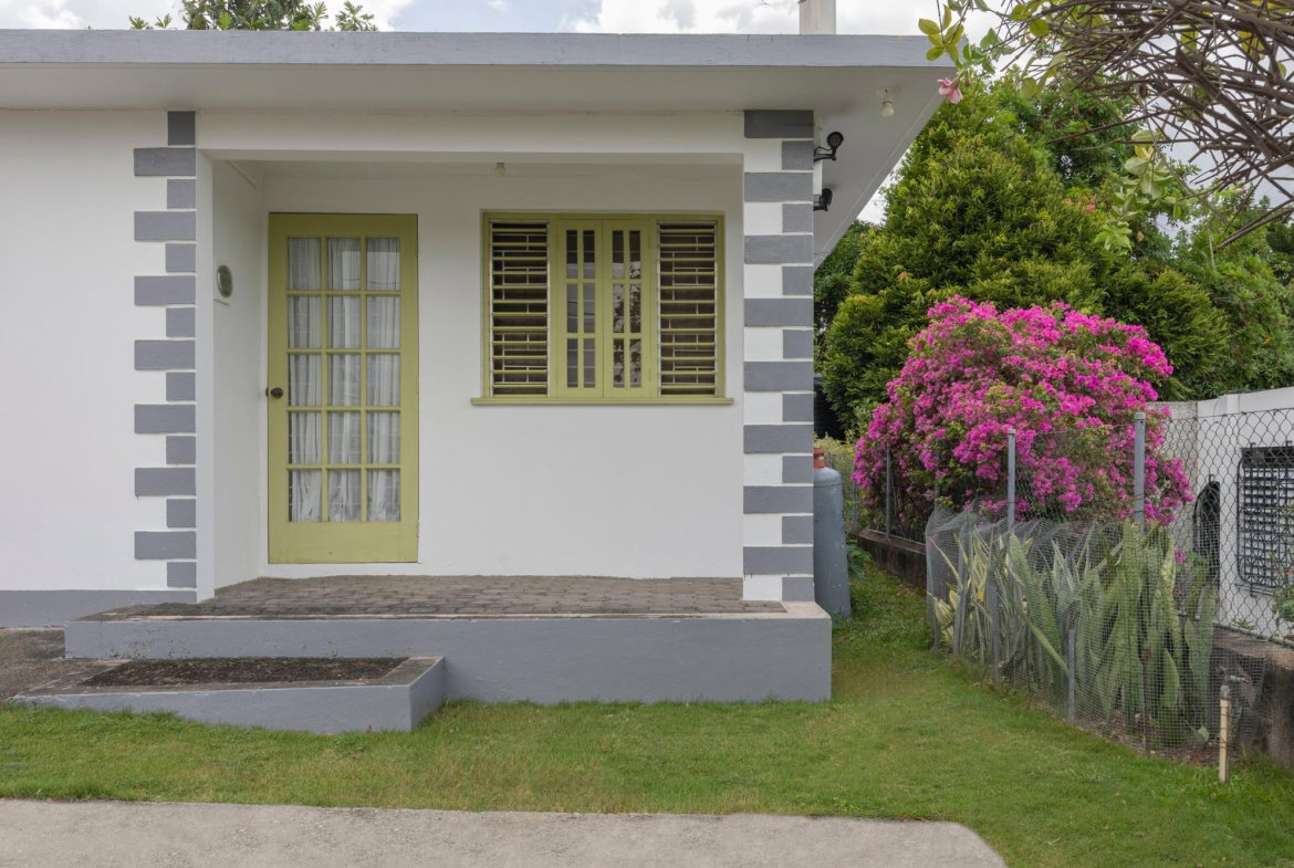 Second image of 57 Glendon Circle, Hope Past in Kingston 8, St. Andrew, Jamaica - property is For Rent