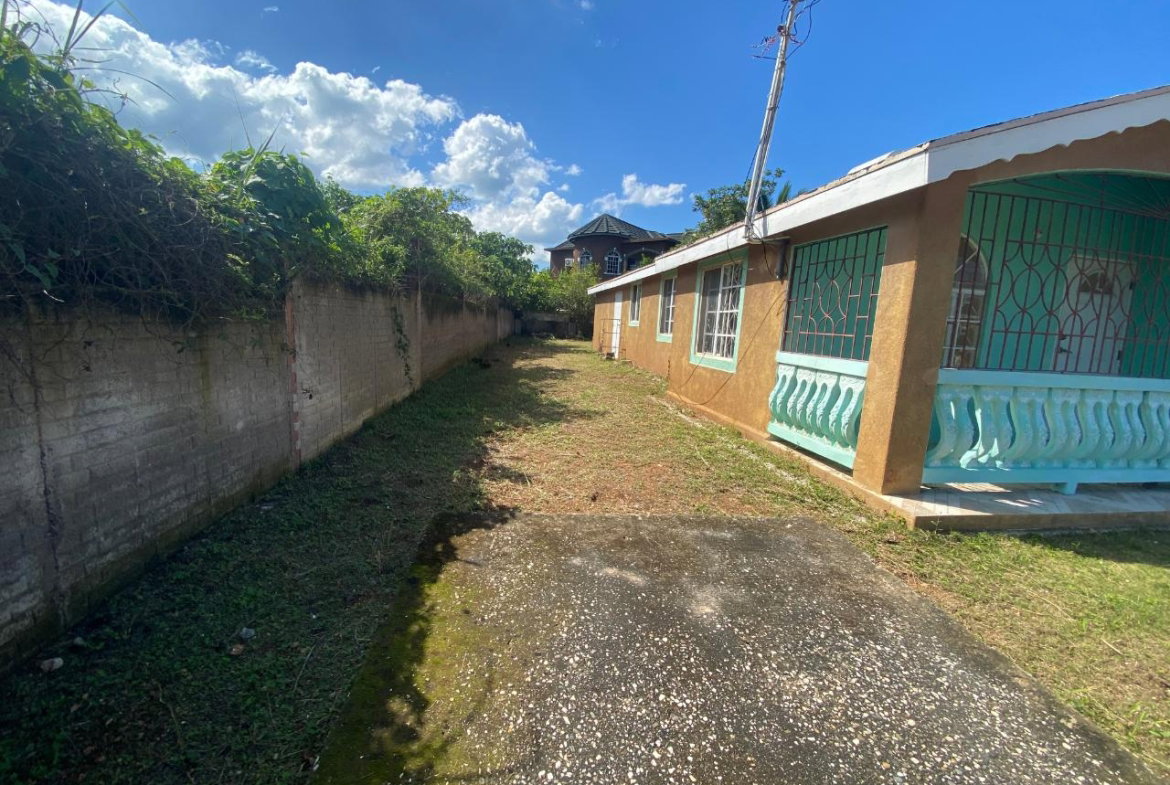 Thirteenth image of 209 Loggerhead Circle in Coral Spring, Trelawny, Jamaica - property is For Sale