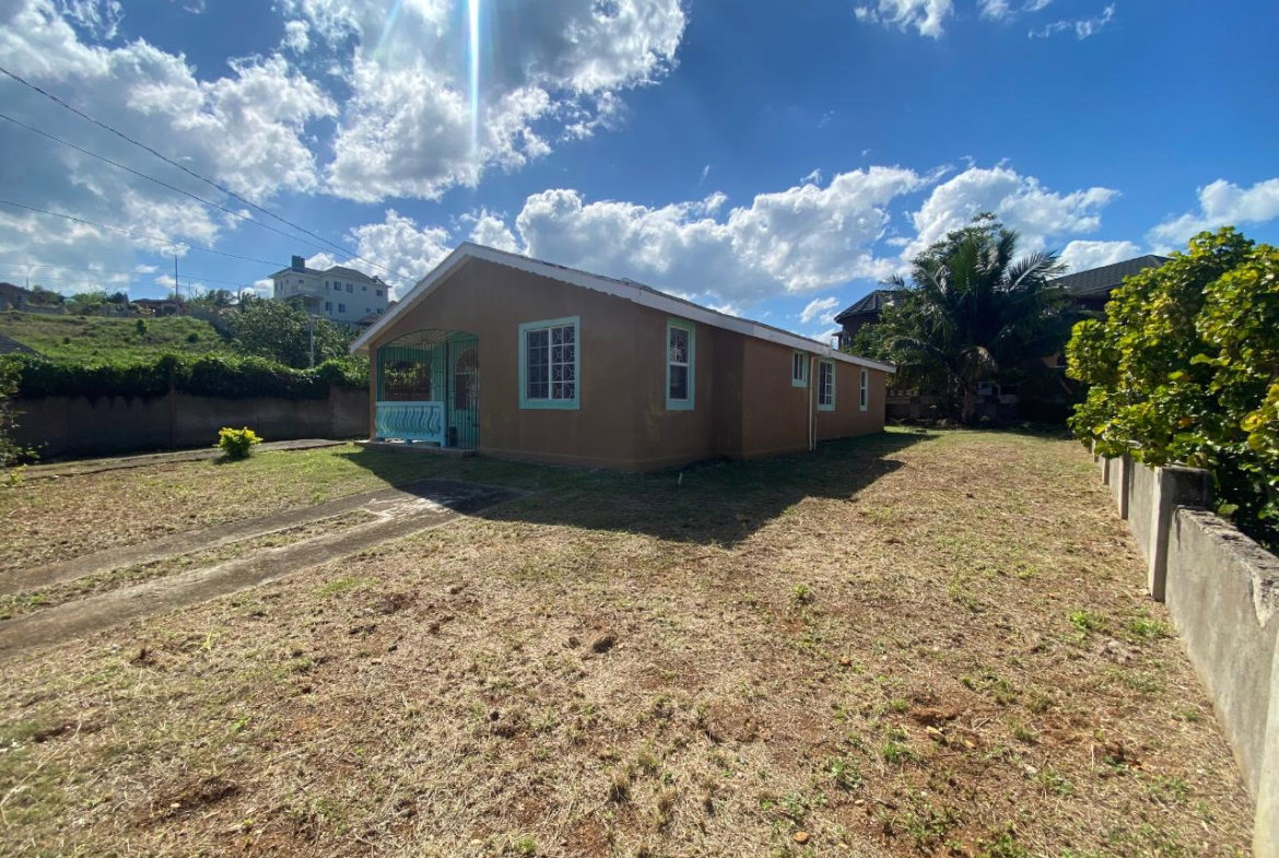 Sixteenth image of 209 Loggerhead Circle in Coral Spring, Trelawny, Jamaica - property is For Sale