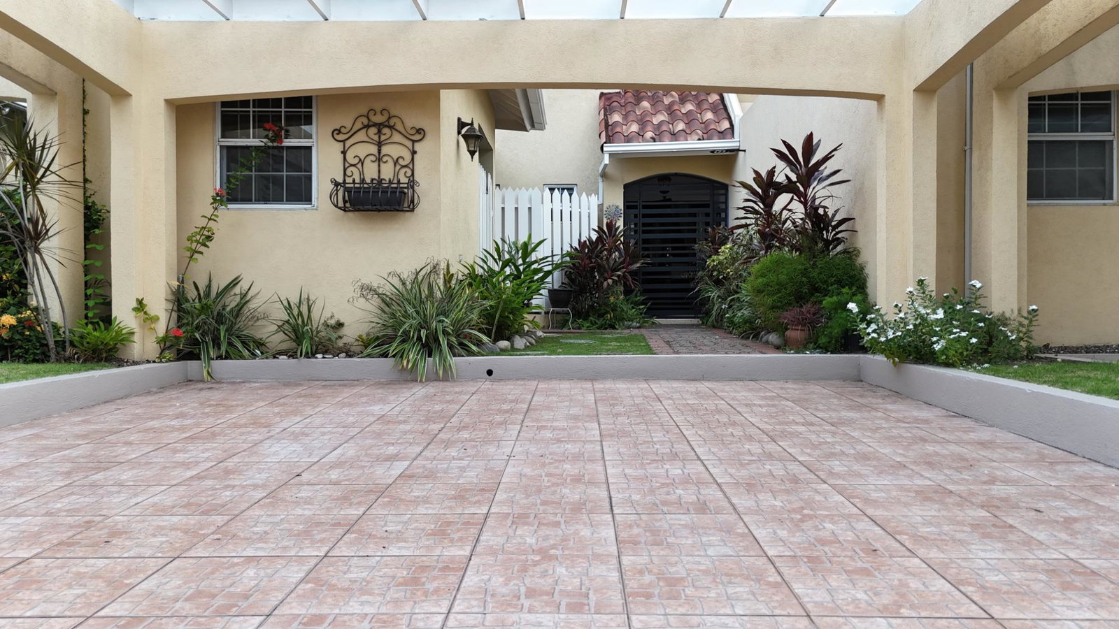 Thirteenth image of 7-1-3 Gwendon Park Avenue in Kingston 8, St. Andrew, Jamaica - property is For Rent
