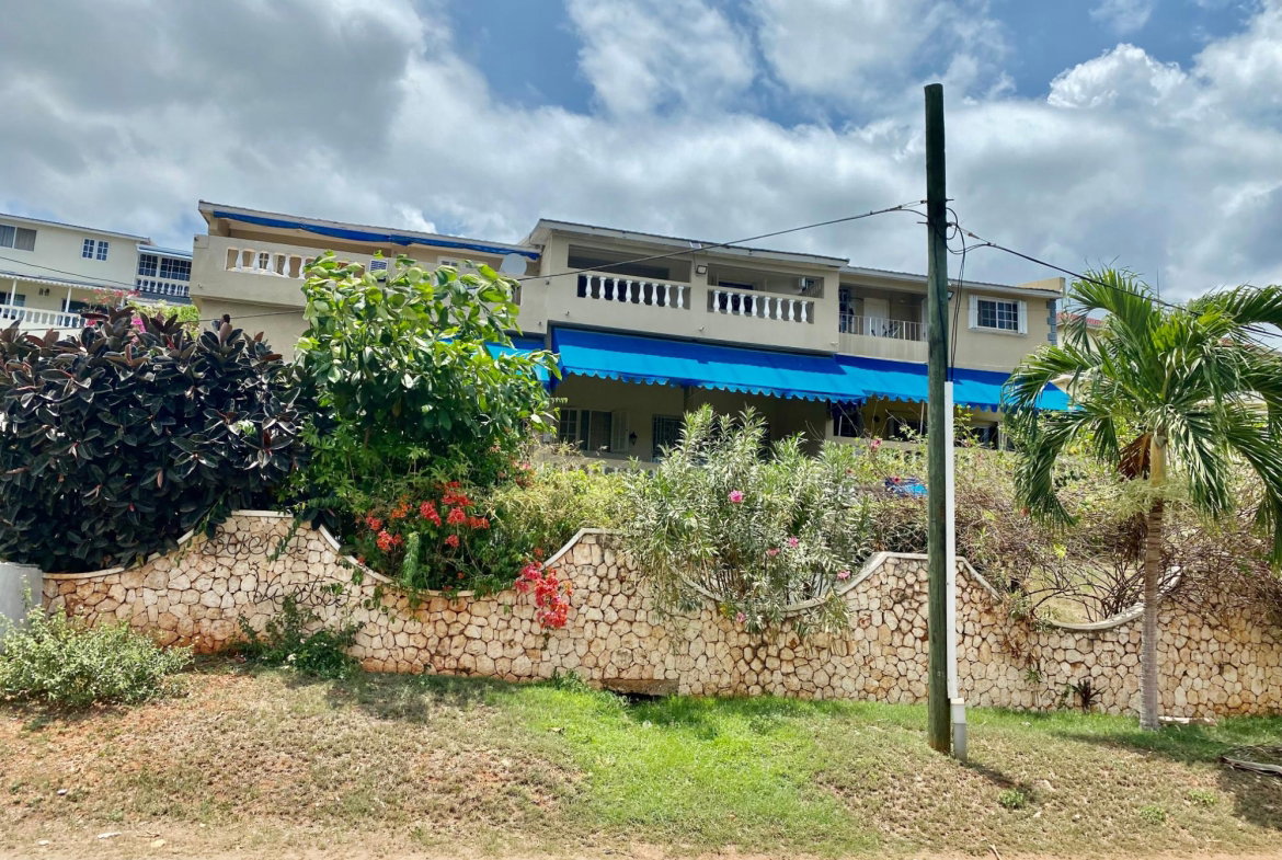 Second image of 2-2 Leas Flat in Red Hills, St. Andrew, Jamaica - property is For Sale