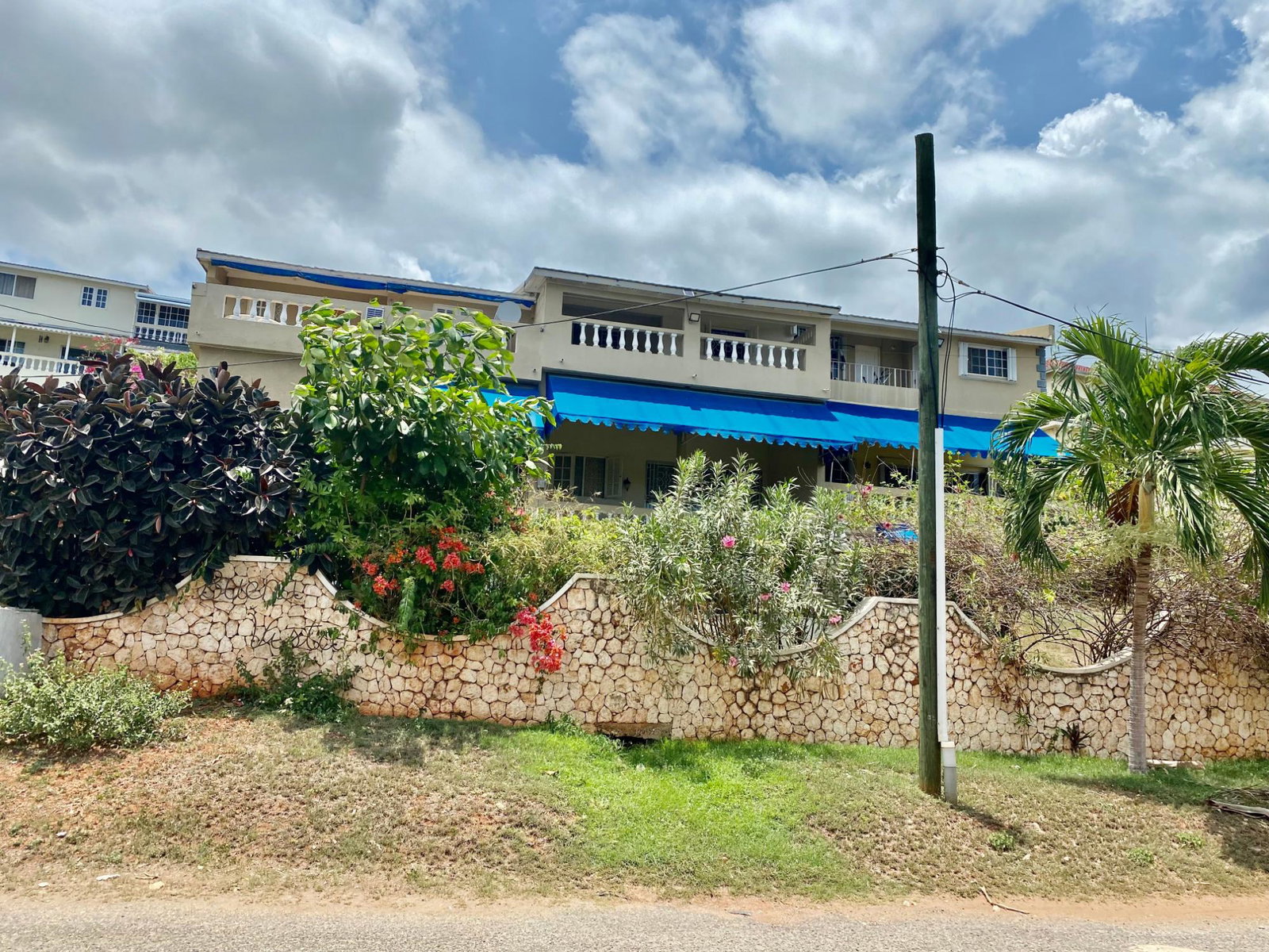Second image of 2-2 Leas Flat in Red Hills, St. Andrew, Jamaica - property is For Sale