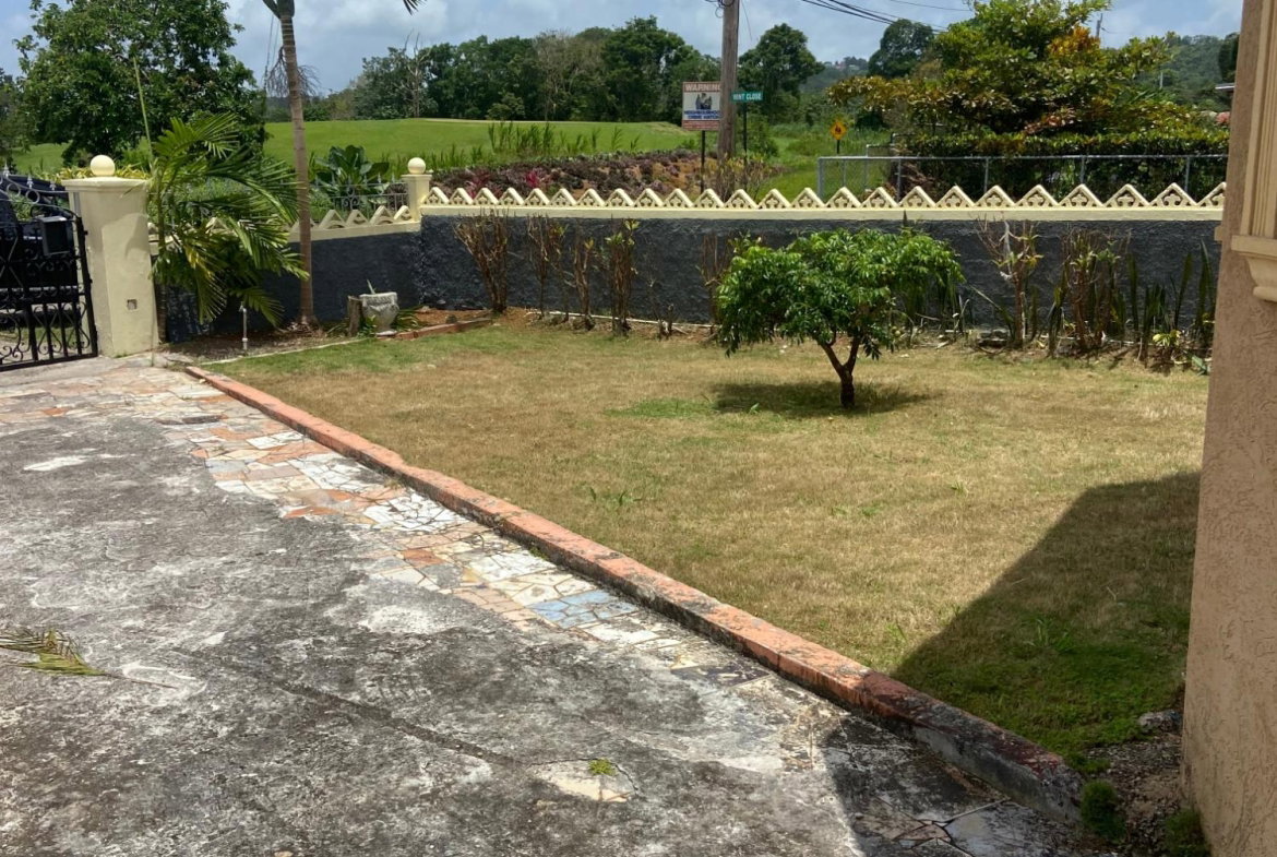 Fourth image of Wint Road in Mandeville, Manchester, Jamaica - property is For Rent