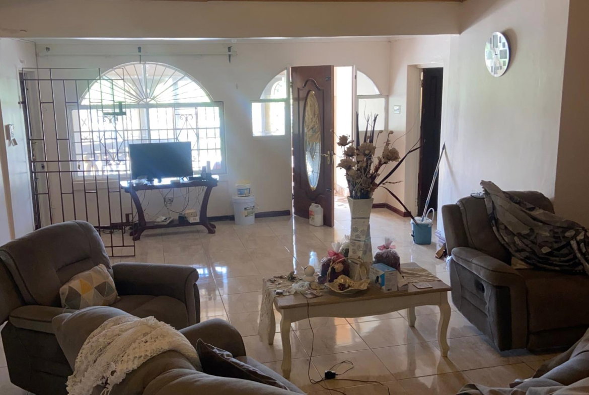 Sixth image of Wint Road in Mandeville, Manchester, Jamaica - property is For Rent