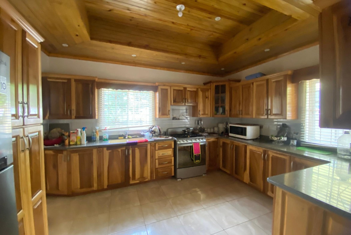 Ninth image of Wint Road in Mandeville, Manchester, Jamaica - property is For Rent