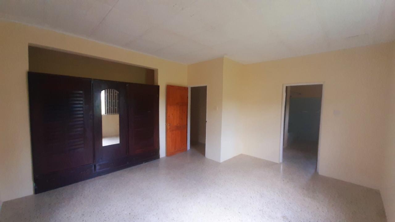 Charming-3-Bedroom-Bungalow-for-Sale-in-Petersfield-Jamaica Fourteenth image of 52 Campbelton Gardens, Peter in Petersfield, Westmoreland, Jamaica - property is For Sale