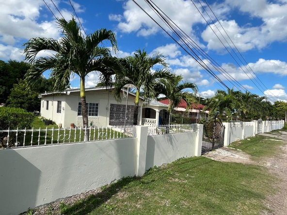 Sixth image of Inlott in Four Paths, Clarendon, Jamaica - property is For Sale