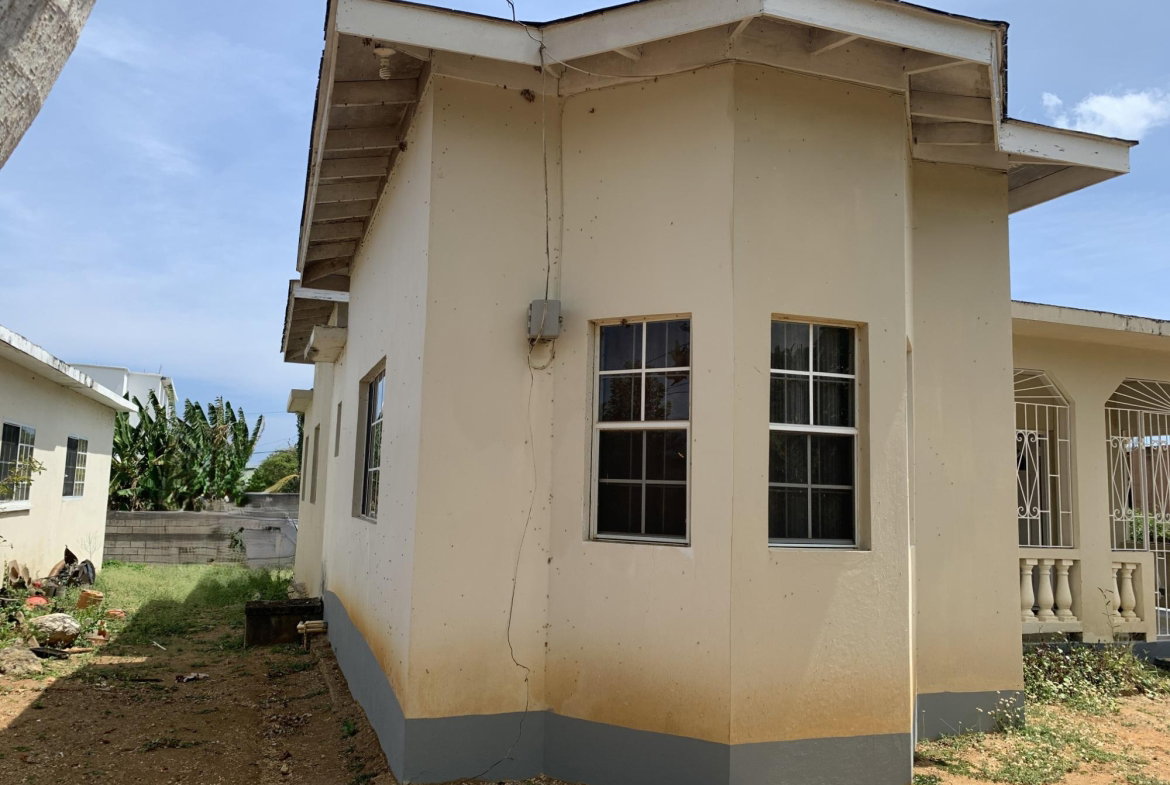 Fourth image of 160b Circle Valley Cres in Salt Marsh, Trelawny, Jamaica - property is For Sale