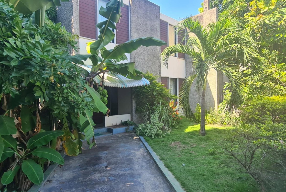 First image of 6 Nutmeg Close in Kingston 8, St. Andrew, Jamaica - property is For Sale