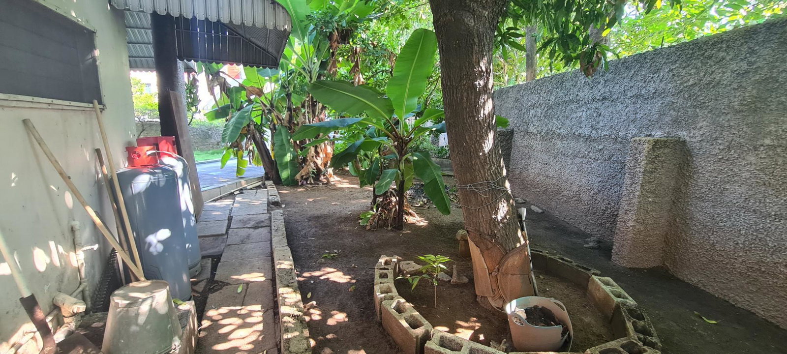 Fourth image of 6 Nutmeg Close in Kingston 8, St. Andrew, Jamaica - property is For Sale