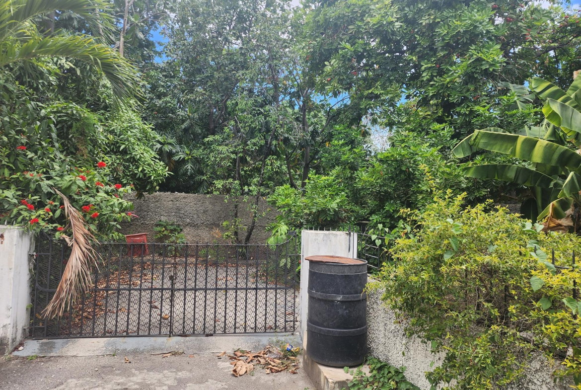 Sixth image of 6 Nutmeg Close in Kingston 8, St. Andrew, Jamaica - property is For Sale