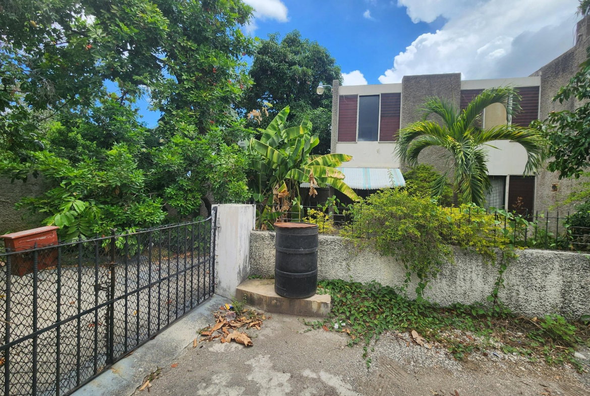 Eighth image of 6 Nutmeg Close in Kingston 8, St. Andrew, Jamaica - property is For Sale