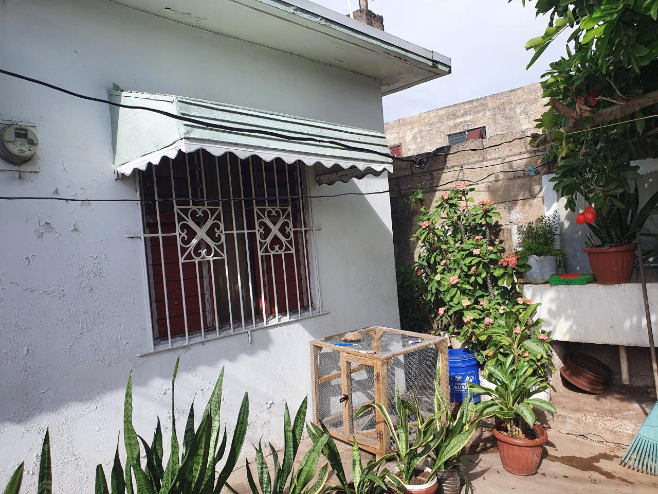 Charming-3-Bedroom-Fixer-Upper-for-Sale-in-Spanish-Town-Jamaica Second image of 68 Cumberland Road, Spanish in Spanish Town, St. Catherine, Jamaica - property is For Sale