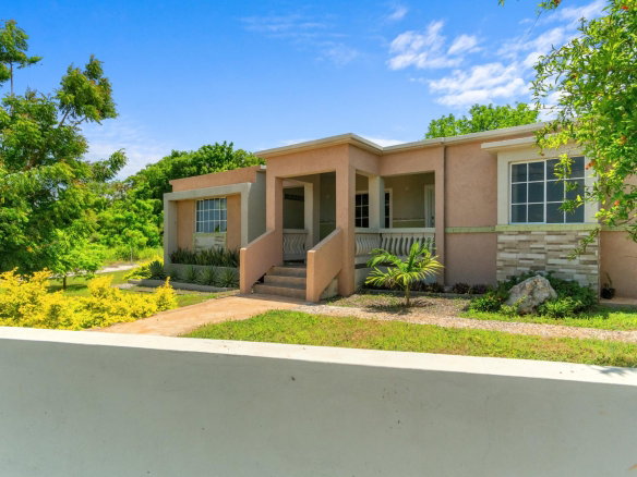 First image of Bull Savanna in BULL SAVANNA, St. Elizabeth, Jamaica - property is For Sale