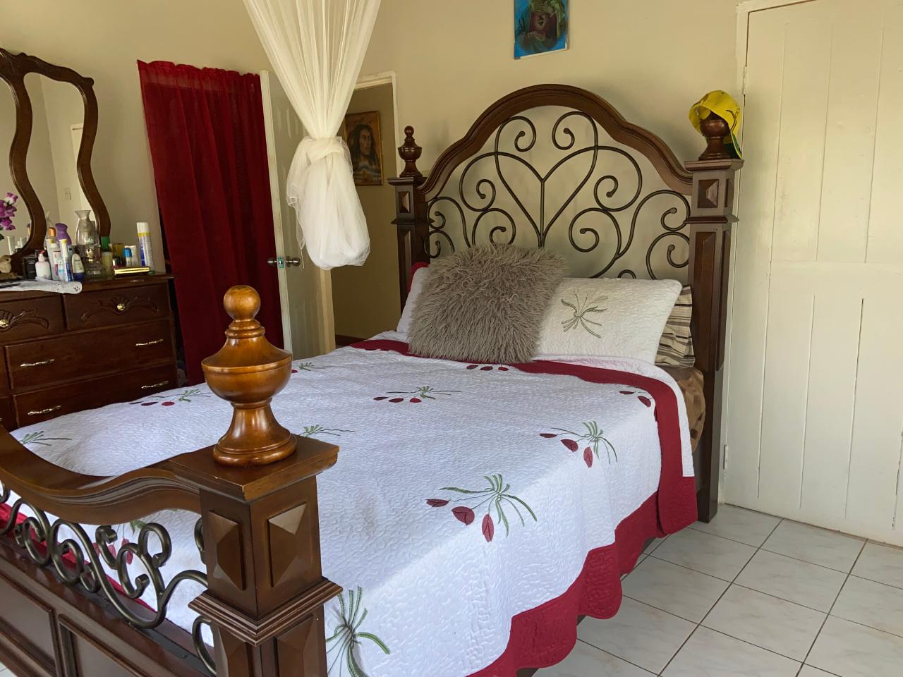 Charming-3-Bedroom-Home-for-Sale-in-Christiana-Manchester Sixteenth image of Brockery Christianna in Christiana, Manchester, Jamaica - property is For Sale