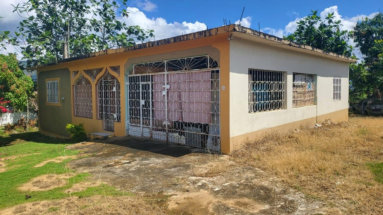 Charming-3-Bedroom-Home-for-Sale-in-Ewarton-St.-Catherine Second image of 4 Tryall, Ewarton, St. Cath in Ewarton, St. Catherine, Jamaica - property is For Sale