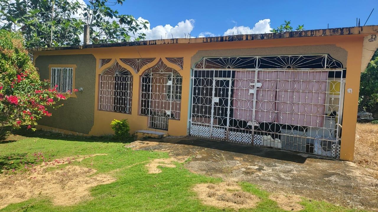 Charming-3-Bedroom-Home-for-Sale-in-Ewarton-St.-Catherine First image of 4 Tryall, Ewarton, St. Cath in Ewarton, St. Catherine, Jamaica - property is For Sale