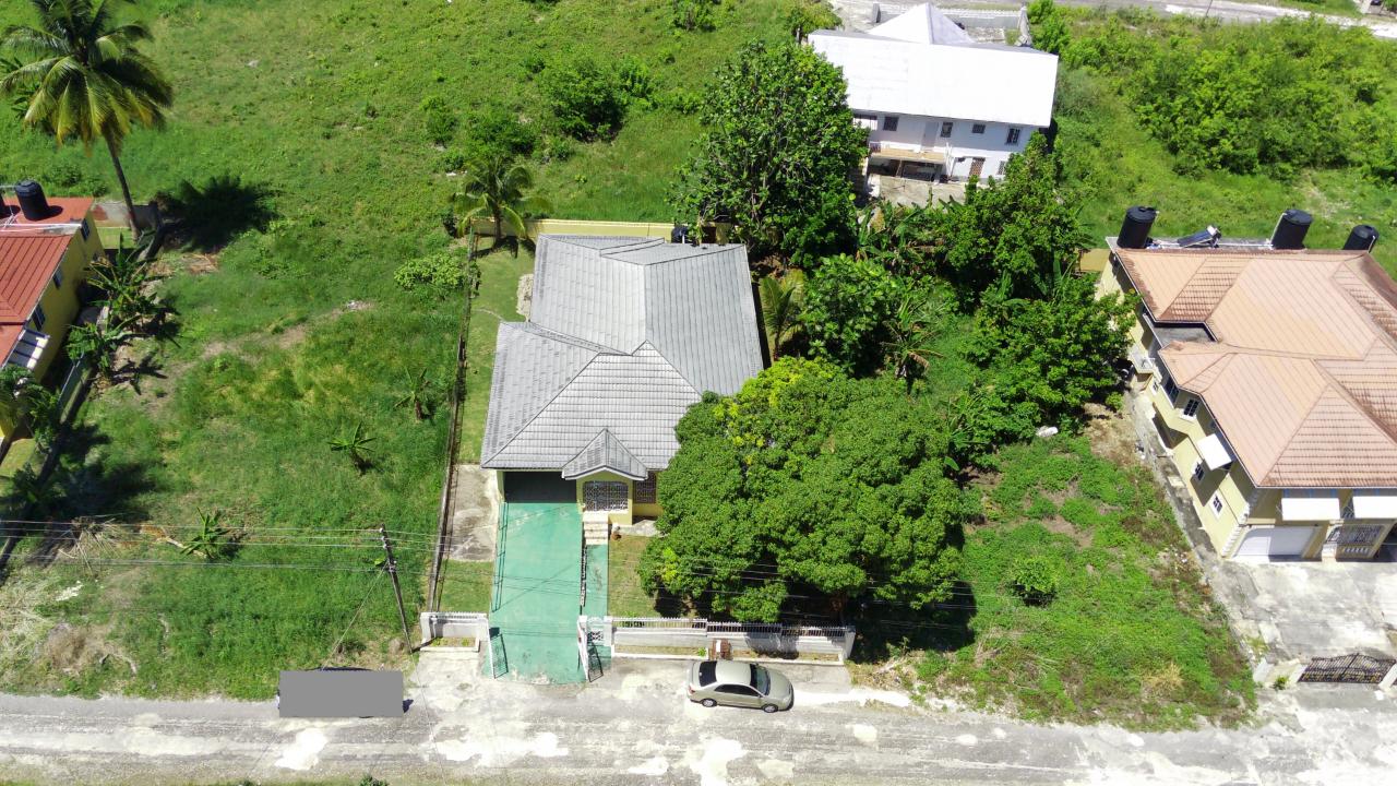 Charming-3-Bedroom-Home-for-Sale-in-Olive-Park-St.-Elizabeth Third image of 48 Mahogany Drive, Olive Par in Santa Cruz, St. Elizabeth, Jamaica - property is For Sale