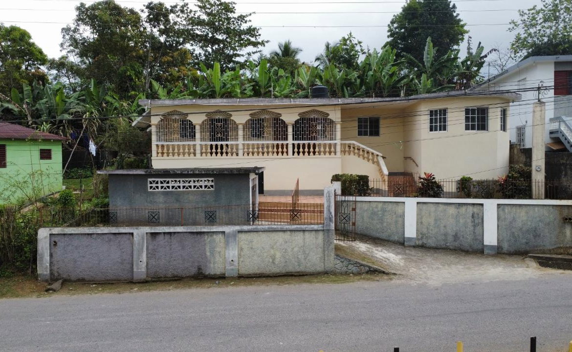 Fifth image of Summer Hill in Maldon, St. James, Jamaica - property is For Sale