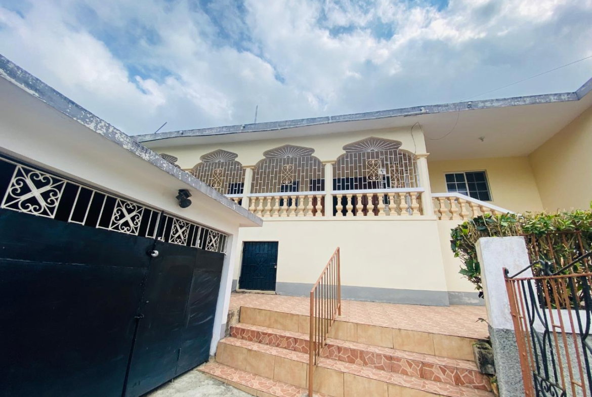 Seventh image of Summer Hill in Maldon, St. James, Jamaica - property is For Sale