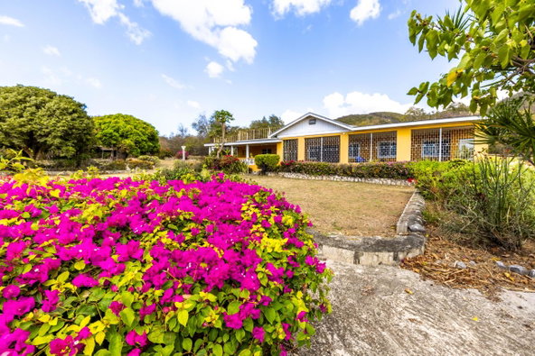 Fourth image of 1 Hillside, Yallas st Thoma in Yallahs, St. Thomas, Jamaica - property is For Sale