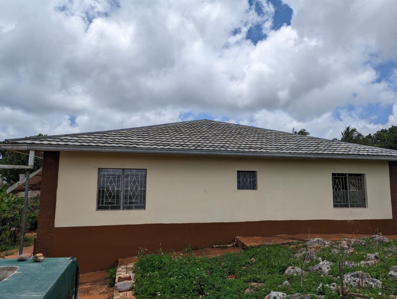 Fourth image of 01 Knockpatrick in Knockpatrick, Manchester, Jamaica - property is For Sale