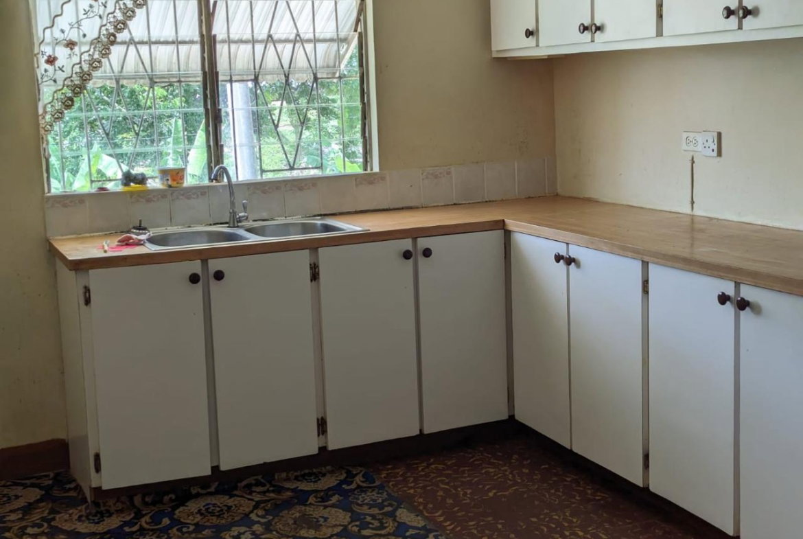 Seventh image of 01 Knockpatrick in Knockpatrick, Manchester, Jamaica - property is For Sale