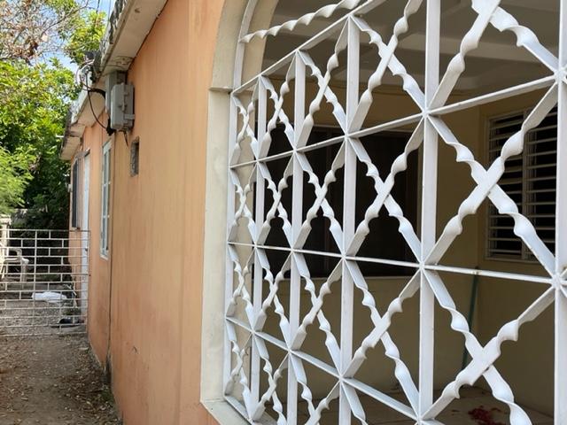 Tenth image of Park Circle East in Greater Portmore, St. Catherine, Jamaica - property is For Sale