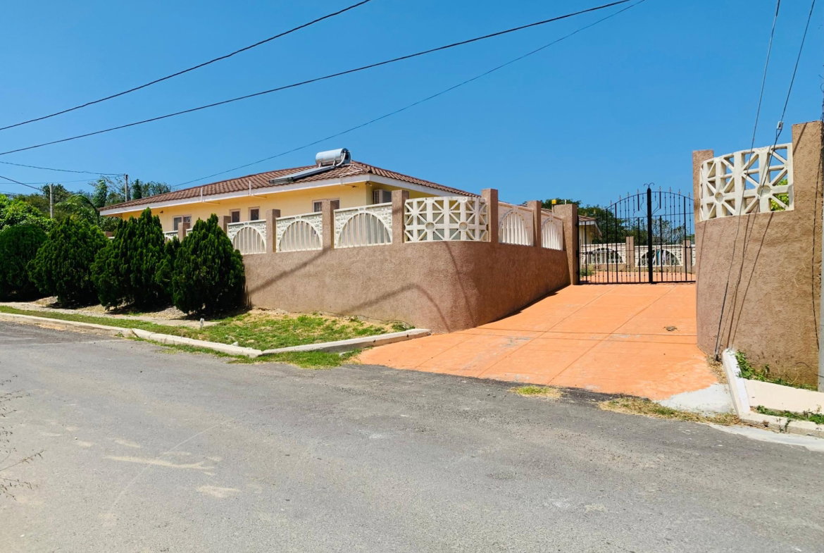 Second image of 31- Holland Estate in Falmouth, Trelawny, Jamaica - property is For Rent