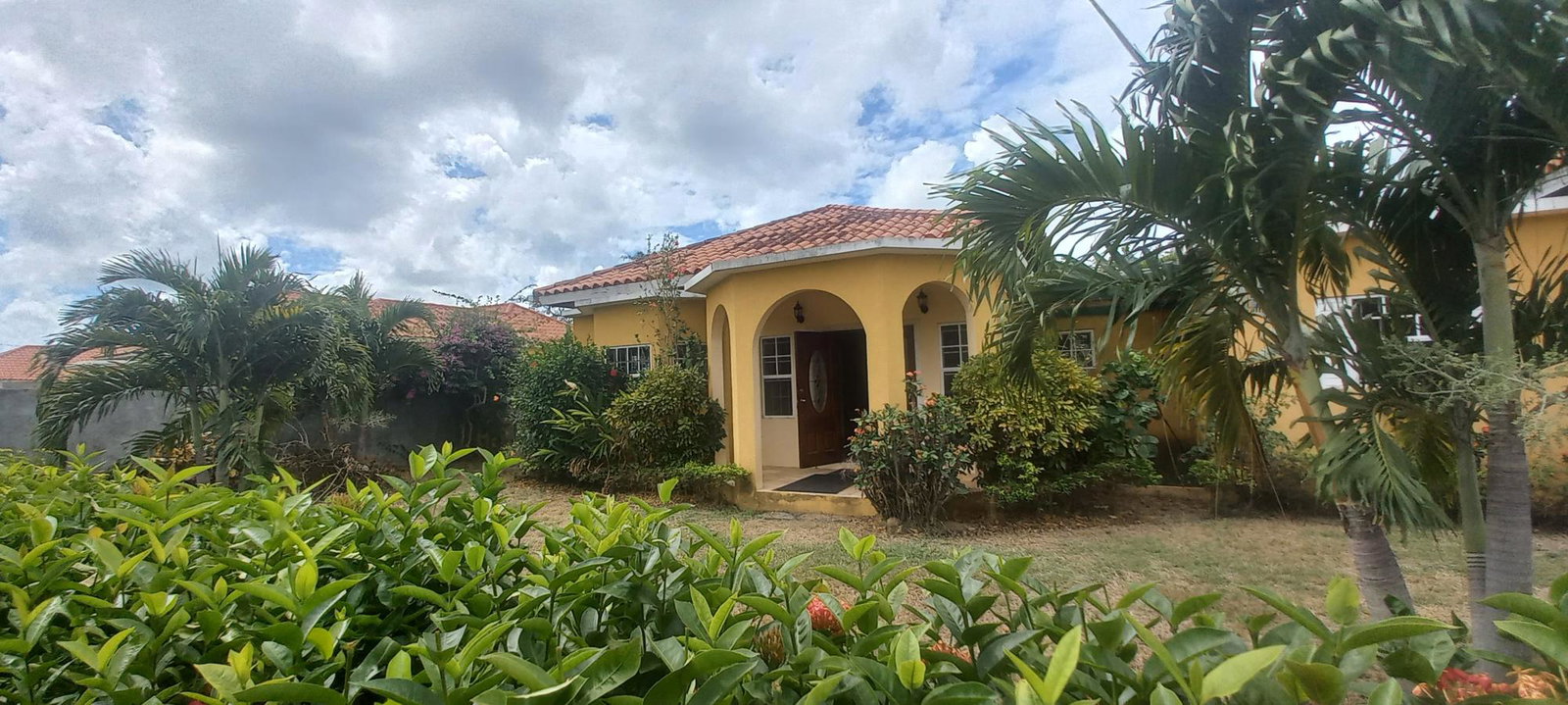 Third image of Aqueduct Country Club in Bushy Park, St. Catherine, Jamaica - property is For Sale