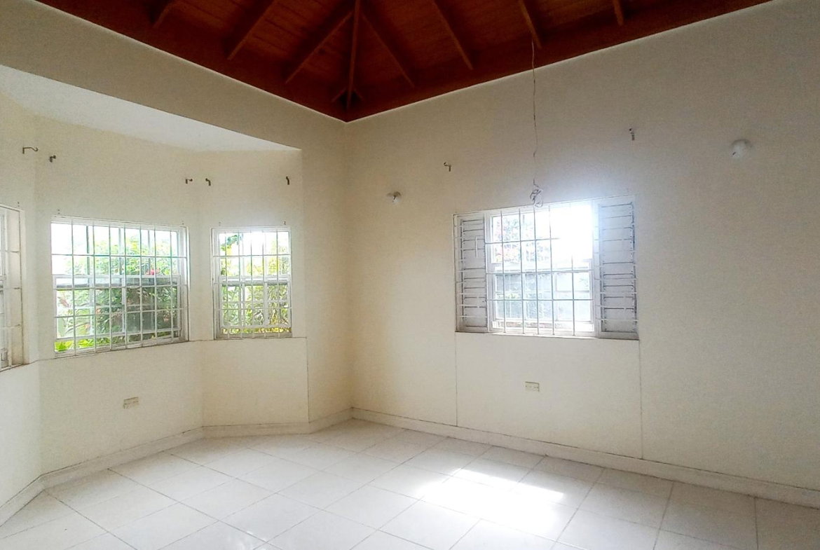 Sixth image of Aqueduct Country Club in Bushy Park, St. Catherine, Jamaica - property is For Sale