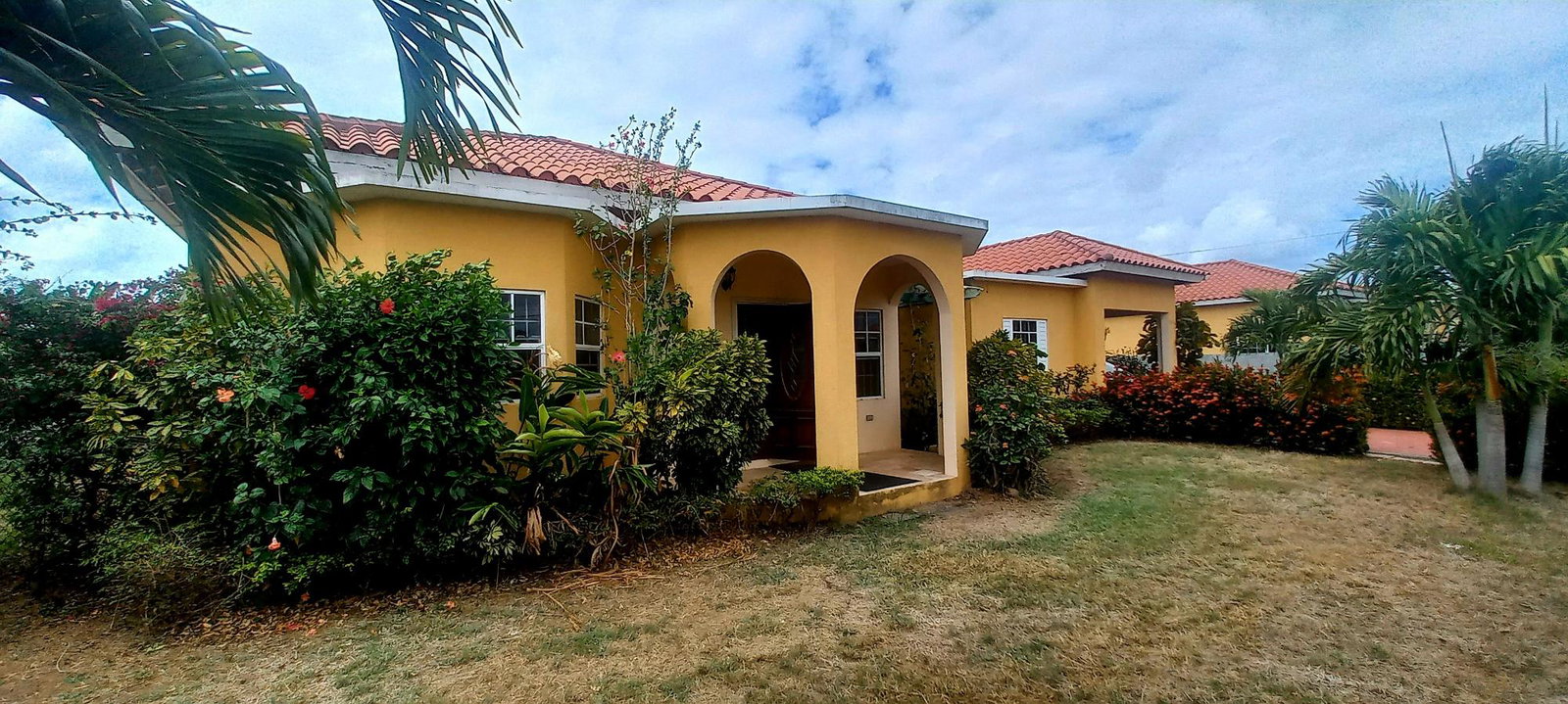 First image of Aqueduct Country Club in Bushy Park, St. Catherine, Jamaica - property is For Sale